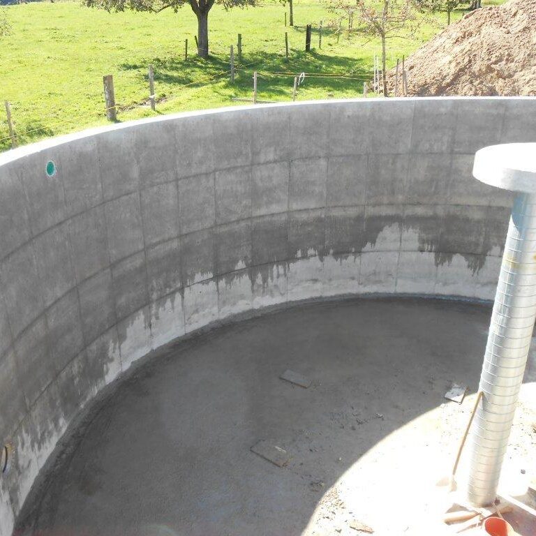 komsol-landwirtschaft-betonboden-stallung-stall-schutz-versiegeln-reinigen_ Biogasanlagen