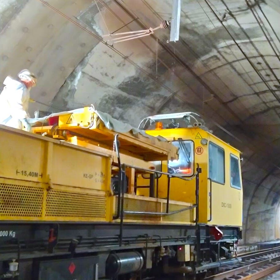 komsol tunnel beton boden decke innerseal versiegelung dauerhaft hochwertige silikate bahn schienen sanierung bahn wartung