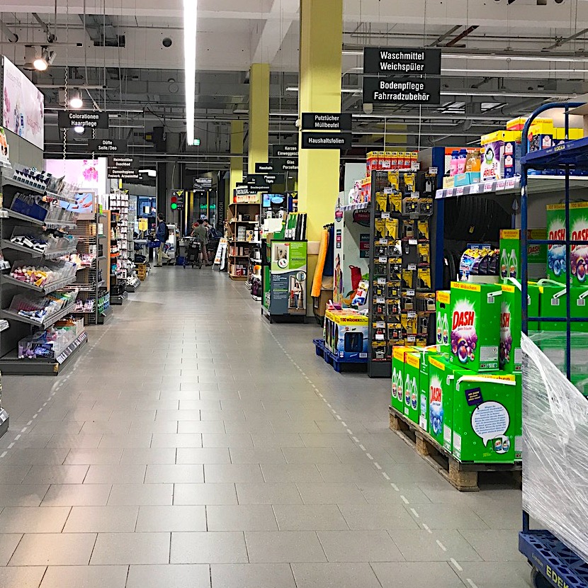 komsol innerseal Betonboeden Grossmaerkte Supermaerkte Einzelhandel Bakterien Keime Schutz Versiegeln Beschichtung Handel Tankstelle Discounter Verkauf