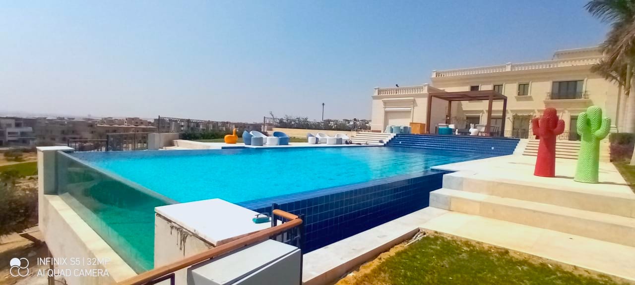 komsol bahrain schwimmbad schwimmbaeder topseal innerseal abdichten leck fliesen salzwasser pool